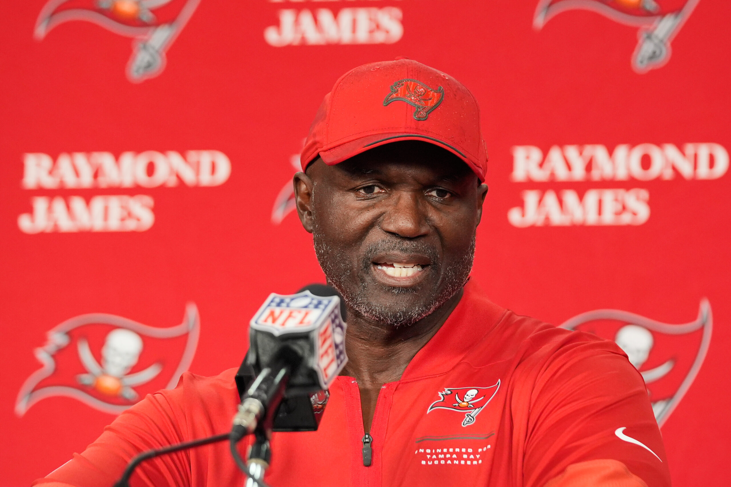 Vikings vs. Buccaneers prediction: Todd Bowles’ hot seat goes up in flames in Week 3